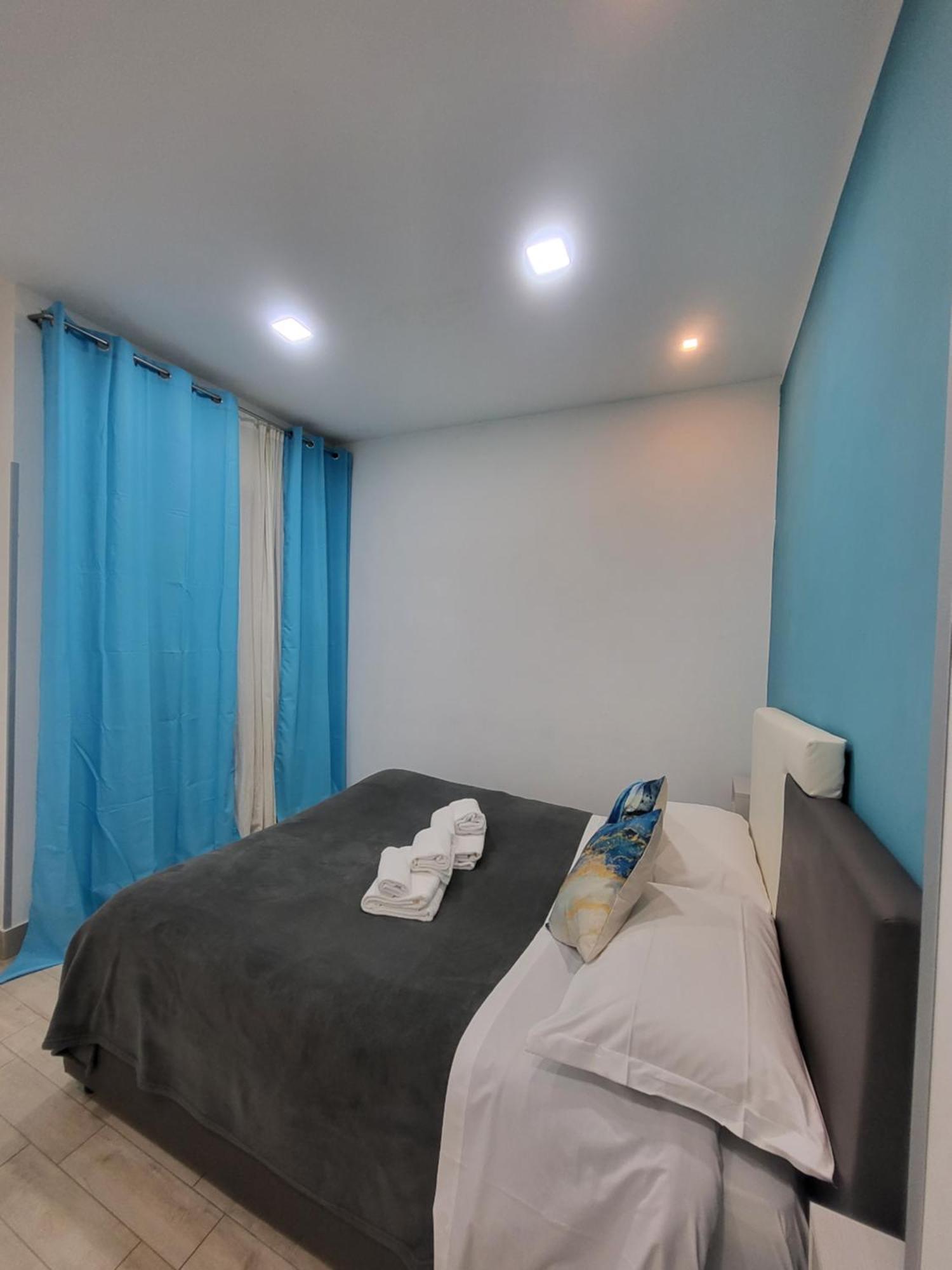 New Era Rooms Neapol Zewnętrze zdjęcie